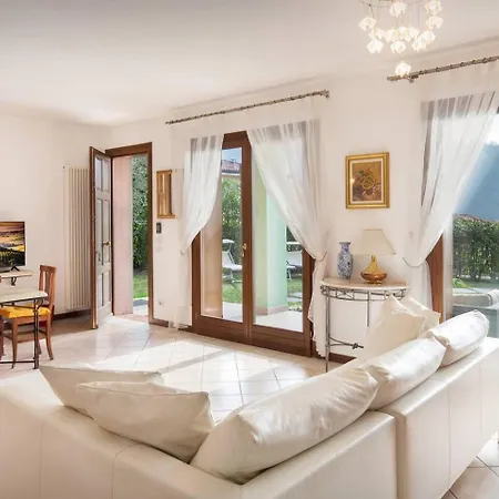 Regina Gardesana Luxury *