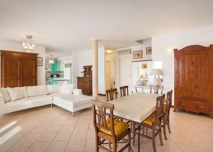 Regina Gardesana Luxury * Garda (Verona)
