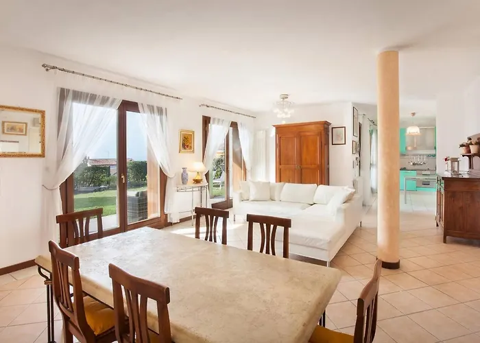 Villa Regina Gardesana Luxury *