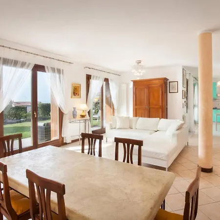 Villa Regina Gardesana Luxury *