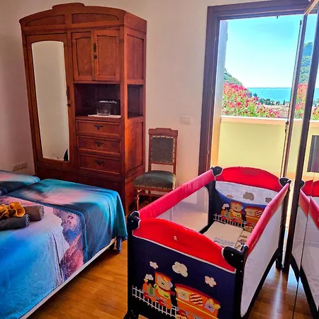 Regina Gardesana Luxury Garda (Verona)